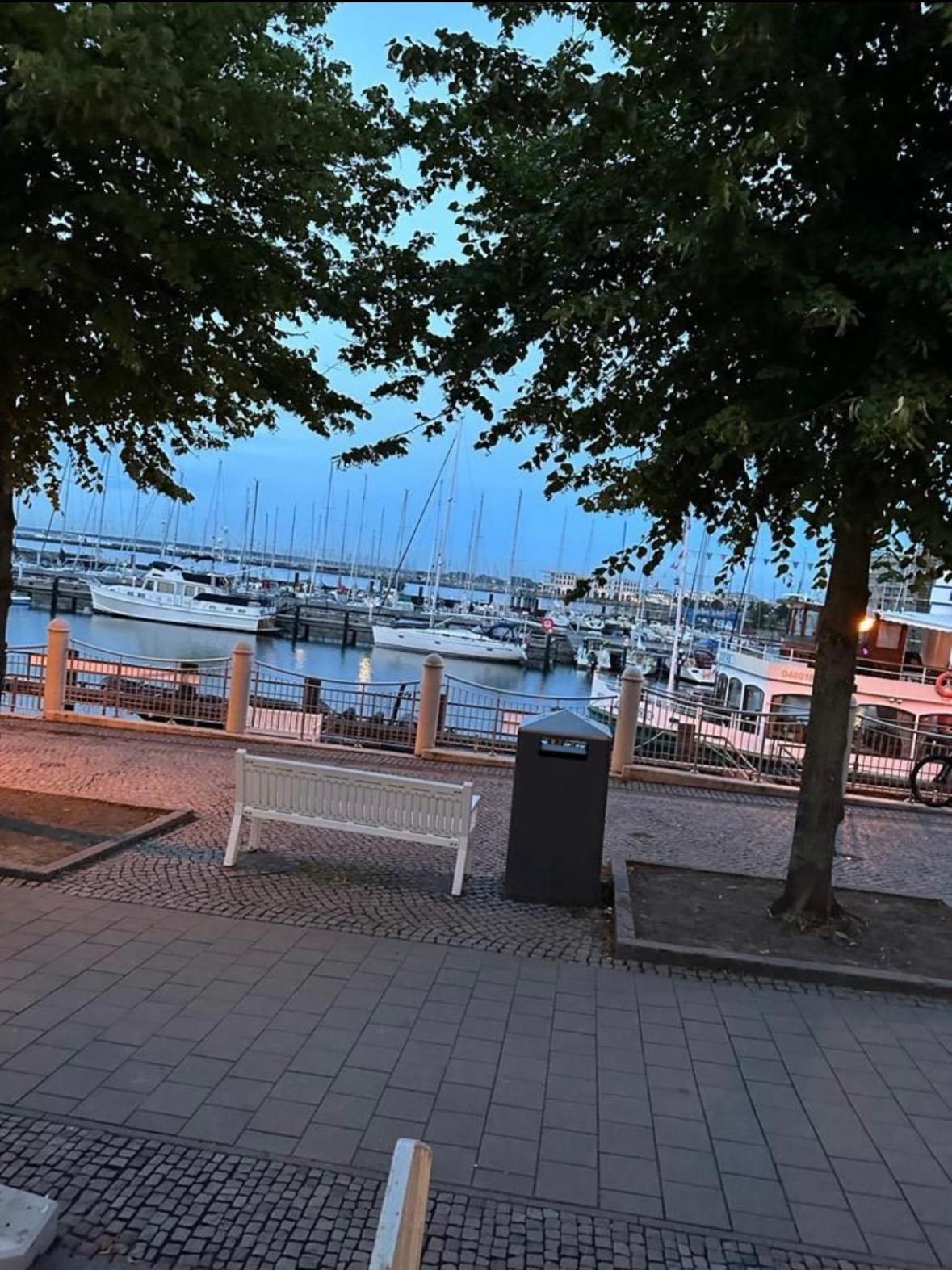 Lighthouse Lodge Rostock Exterior foto